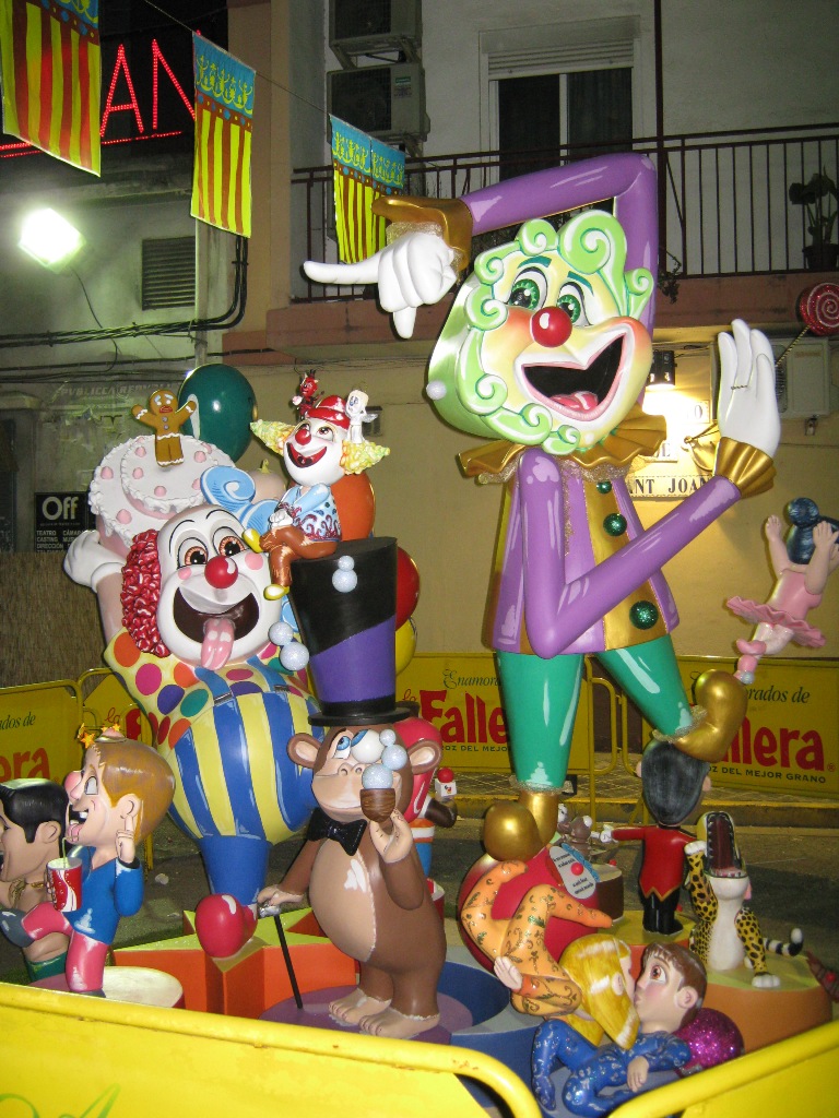 Totfalles: Plaça de Sant Joan 
